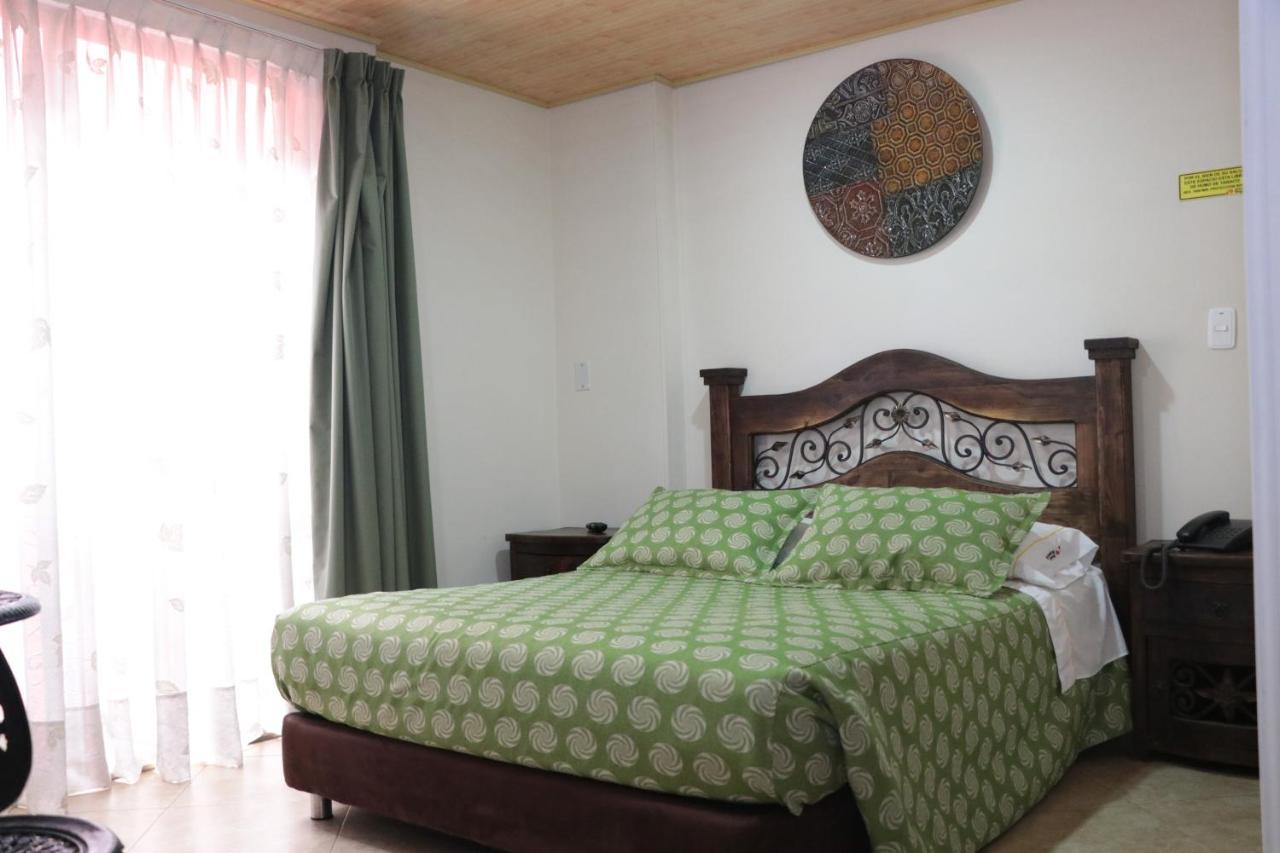 Hoteles Bogota Inn La Soledad Ngoại thất bức ảnh