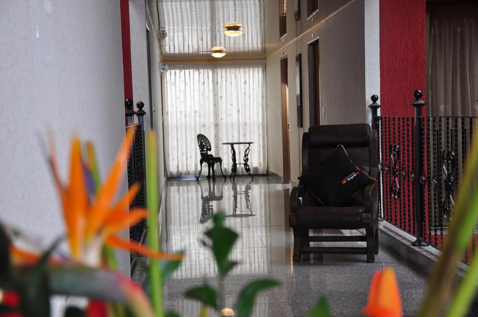 Hoteles Bogota Inn La Soledad Ngoại thất bức ảnh